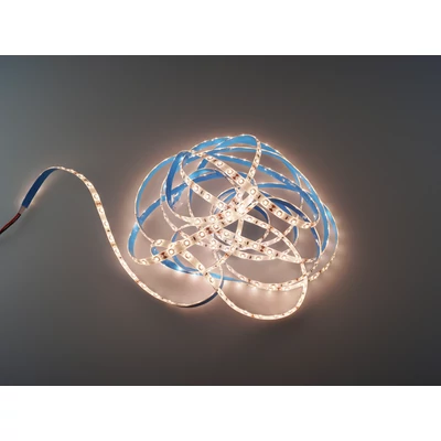 IP 65 Pure silicone led szalag szauna dekorvilágításhoz / meleg fehér / 3000 K 